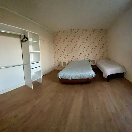 Apartment Agreable Maison De Avec Jardin *